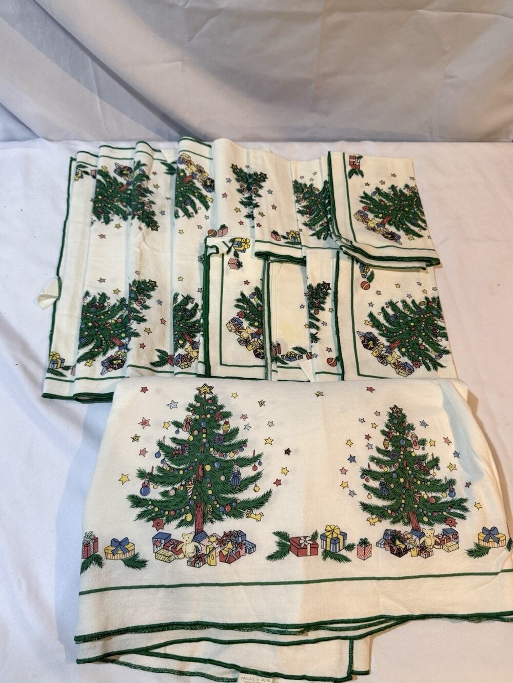Vintage Fallani & Cohn Christmas Tablecloth 60x96 & 12 Napkins Tree Holiday Set